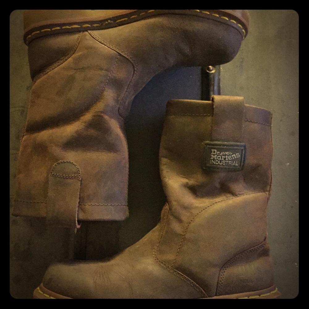Dr Martens boots women’s size 7.5